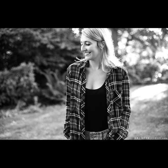 Meet your Posher, Brittany - Picture 2 of 6